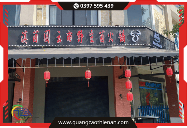 Bảng hiệu nhà hàng